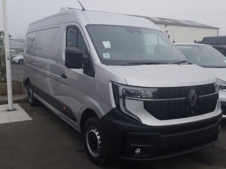 2026 Renault Master 170 LWB EX VAT PRICE DISPLAYED €39,740 thumbnail