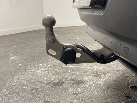 2025 Volvo EX30 Single Motor BEV 272hp Plus €39,995 thumbnail