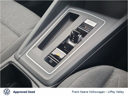 2025 Volkswagen Golf EDITION 75 AUTO 1.5 MHEV 116HP *PURE WHITE* *PRIVACY GLASS* *REAR VIEW CAMERA* *PCP FINANCE AVAILABLE FROM €265PM* €31,995 thumbnail