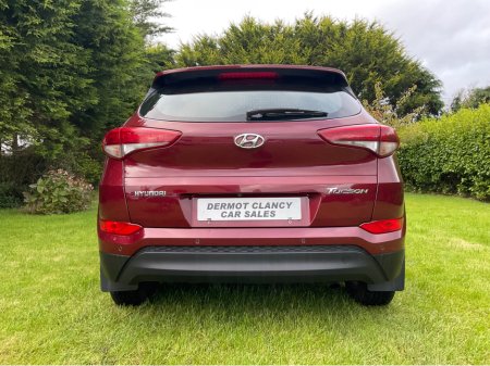 2016 Hyundai Tucson SE NAV B-DRIVE 2WD CRDI BLUE DRIVE €13,650 thumbnail