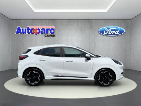 2025 Ford Puma GEN-E PREMIUM 5DR 168PS 12 €32,950