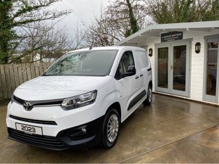 2023 Toyota Proace City City Icon L1 HDi 100 €15,995 thumbnail