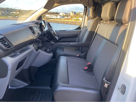 2020 Opel Vivaro 2700 Edition  L1H1 120 €11,495 thumbnail