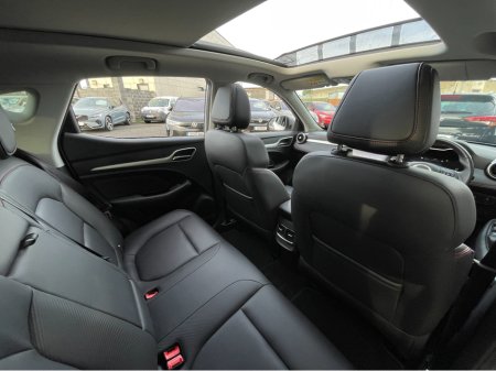 2023 MG ZS ZS..HUGE SPEC..WARRANTY INCLUDED..FINANCE PROVIDED €24,900 thumbnail