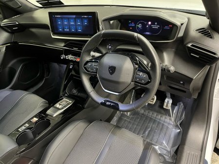 2023 Peugeot 2008 GT EV 54kWh 156PS - Reversing Camera - Climate Control - Cruise Control - Keyless Start - Auto Lights/Wipers - Apple CarPlay/Android Auto €23,750 thumbnail