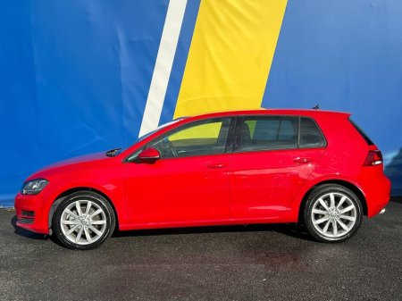 2016 Volkswagen Golf 1.2 TSI AUTO * PRISTINE CONDITION* // ONLY 10, 846 KM FROM NEW // APPLE CARPLAY/ANDROID AUTO // DUAL ZONE CLIMATE CONTROL €14,900