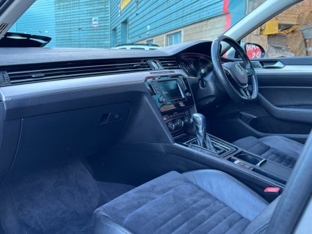 2017 Volkswagen Passat 1.4 TSI DSG 150HP GTE €13,450 thumbnail
