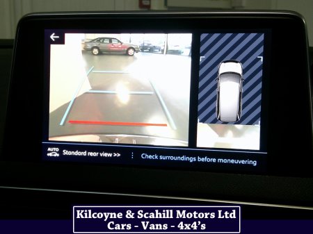 2020 Peugeot 5008 ALLURE BLUEHDI S/S A €27,950 thumbnail