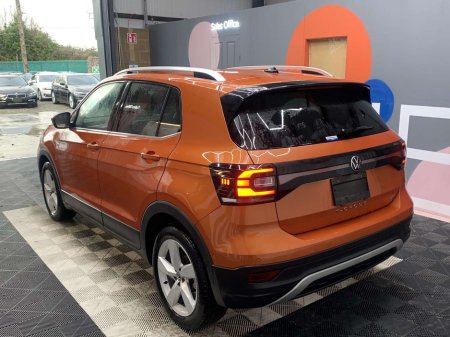 2021 Volkswagen T-Cross ONLY €24950 2021 VW T-Cross 1.0 TSI Automatic Style / 17k KMS / Reverse Camera / T-Cross Automatic €24,950