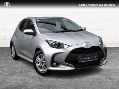 2025 Toyota Yaris Hybrid Luna €28,450