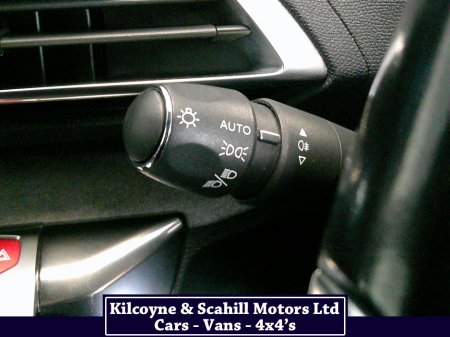 2021 Peugeot 5008 GT BLUEHDI S/S AUTO €30,950 thumbnail