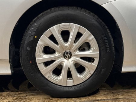 2020 Toyota Prius HYBRID 1.8L AUTOMATIC - MULTI FUNCTION STEERING WHEEL - CRUISE CONTROL - LANE KEEP ASSIST - HEATING / AC CONTROLS €17,450 thumbnail