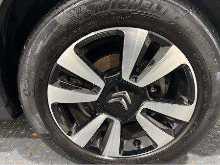 2023 Citroen C3 C-SERIES EDITION 1.2 PETROL 5-DOOR**SAME DAY FINANCE ARRANGED** €17,900 thumbnail