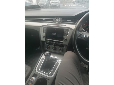 2016 Volkswagen Passat 1.6 TDI BLUEMOTION 120PS 4DR €9,000 thumbnail