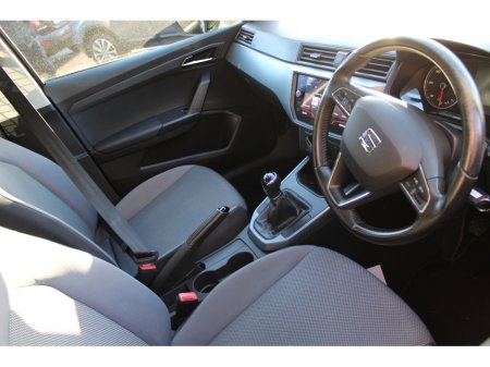 2020 SEAT Arona COMMERCIAL VAN 1.6 TDI 95BHP SE 5DR €11,350 thumbnail