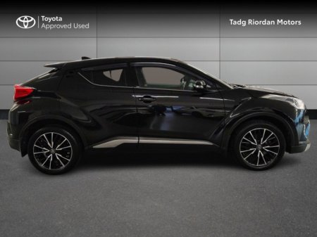2017 Toyota C-HR 1.2T SOL €17,950