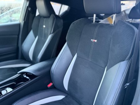 2023 Toyota C-HR 1.8 HYBRID GR Sport €35,000 thumbnail