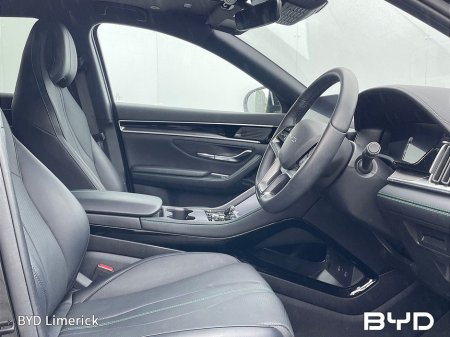 2025 BYD Seal U SEAL U DM-i COMFORT FWD €43,950 thumbnail