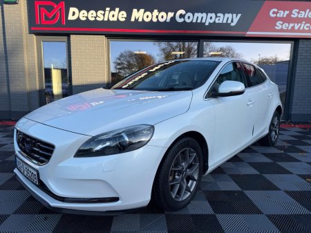 2015 Volvo V40 VOLVO 2.0 DIESEL  5DR AUTO 40 SERIES , FINANCE FROM €45 p/w & €2,950 , SERVICE , NCT , WARRANTY , ELECTRIC MEMORY SEATS , TIP TRONIC , CRUISE CONTROL , PARKING SENSORS , €10,950