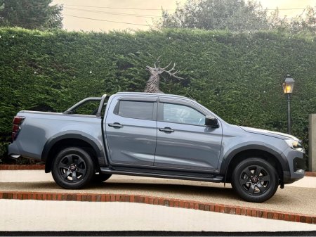 2025 Isuzu D-MAX TER4063C €52,000