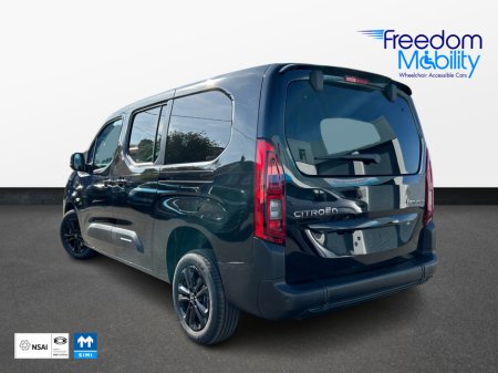 2026 Citroen Berlingo Multispace wheelchair accessible. new model. €34,400