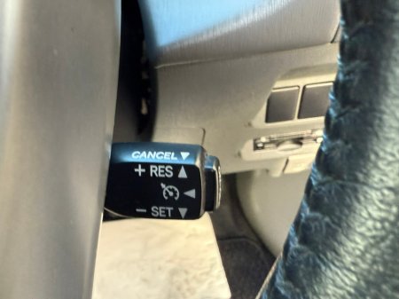 2013 Toyota Prius  €11,990 thumbnail