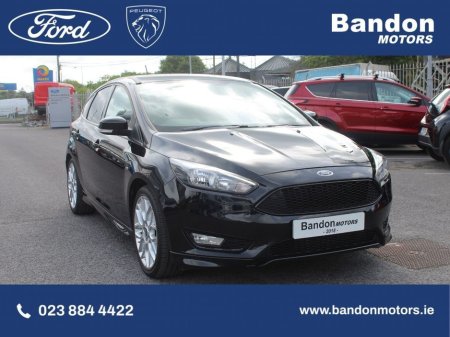 2018 Ford Focus Focus St-Line ST-Line Navigation T EcoBoost 140 Start/Stop