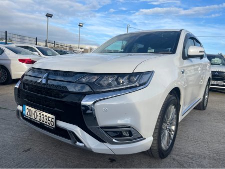 2020 Mitsubishi Outlander HYBRID 2.4 PHEV AUTOMATIC 5DR MODEL  www.bolandscarcentre.ie €22,900