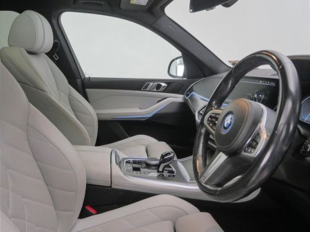 2023 BMW X5 xDrive45e M Sport €76,900 thumbnail