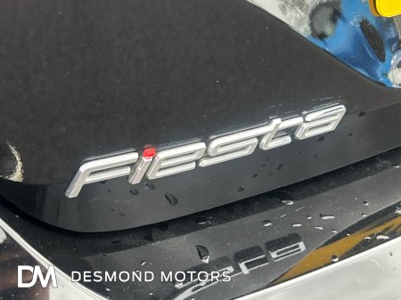 2018 Ford Fiesta ZETEC €11,899 thumbnail