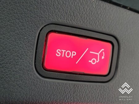 2024 Mercedes-Benz GLC Class GLC300e AMG Line 4Matic €64,950 thumbnail