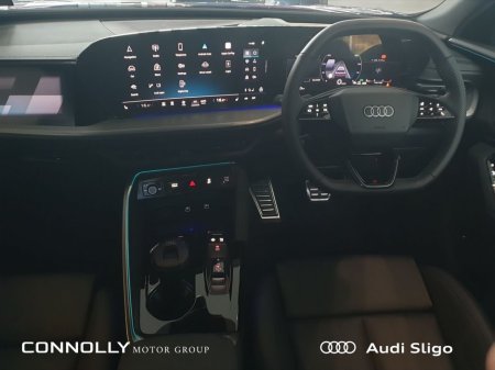 2025 Audi Q5 2.0TDI 204HP quattro S Line Auto - Huge Spec - Tech Plus Pack - Air Suspension - DEMO - Was €115k New - €94,950