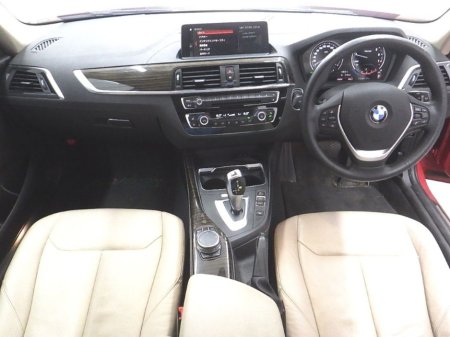 2019 BMW 1 Series 118I - BEIGE FULL LEATHER - FACTORY ALLOYS - HEATED SEATS €19,950