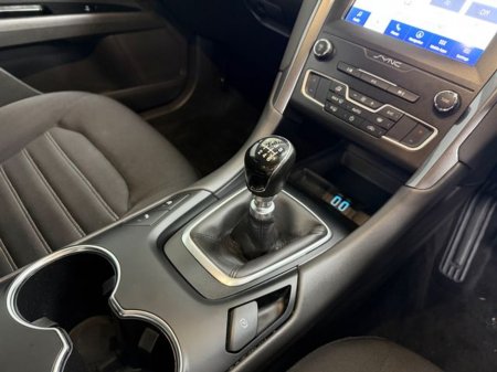 2021 Ford Mondeo Zetec 2021.75MY 5W 2.0TD150 M €17,777 thumbnail