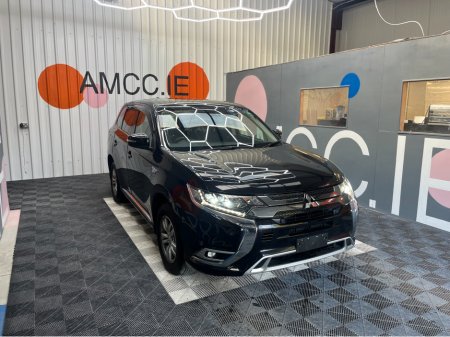 2020 Mitsubishi Outlander 2020 MITSUBISHI OUTLANDER PHEV 2.4L PETROL HYBRID / 48K KMS / HEATED SEATS, REVERSE CAMERA & MORE €24,950