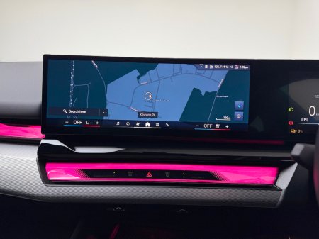 2024 BMW i5 40 M SPORT EDRIVE *PAN ROOF* €63,990 thumbnail