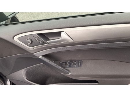 2014 Volkswagen Golf 1.2 TSI DSG EST 110HP BMT Comfortline €12,750 thumbnail