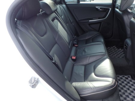 2016 Volvo S60 2.0 D4 R DESIGN PLUS DIESEL AUTOMATIC // TINY KMS // MASSIVE SPEC //  FULL HEATED LEATHER // REVERSING CAMERA // CRUISE CONTROL // LANE ASSIST // COLLISION WARNING SYSTEM // UPGRADED SPORT ALLOYS €17,950 thumbnail