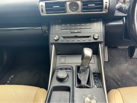 2016 Lexus IS 300 h 300 H 2.5 EXECUTIVE EDITION 4DR**//**FINANCE ARRANGED**//**CREAM LEATHER**//**€190 ROAD TAX**//**WARRANTY**//**METALLIC BLACK**//**ALLOYS**//**FRONT FOGS**//**TRADE IN ACCEPTED! €18,750 thumbnail