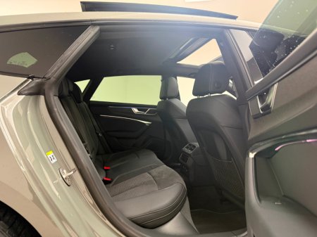 2025 Audi A7 50 TFSI E S LINE BLK ED QUATTRO *PAN ROOF* €79,990 thumbnail