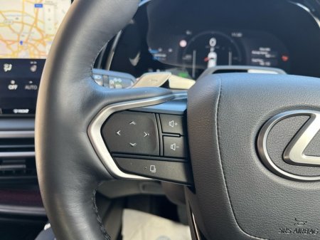 2025 Lexus RX 450h+ 450 HYBRID + 2.5 €84,950 thumbnail