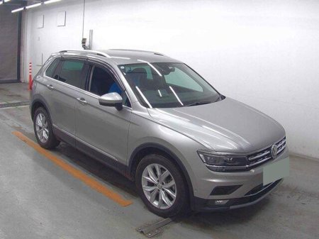 2019 Volkswagen Tiguan €26950 2019 VW TIGUAN 2.0 TDI AUTOMATIC HIGHLINE / 4MOTION / DIGITAL DASH €26,950