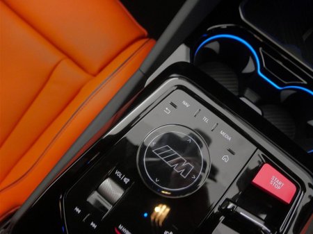 2025 BMW M5 Touring €139,900 thumbnail