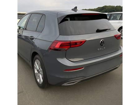 2021 Volkswagen Golf SUN ROOF**STYLE 1.5 ETSI  150BHP AUTOMATIC * 2 KEYS, 3 STAGE HEATED SEATS, DUAL ZONE CLIMATE CONTROL, APPLE CARPLAY//ANDROID AUTO, PARKING SENSORS FRONT & REAR, REAR VIEW CAMERA, AUTO LIGHTS, ISOFIX * €27,950