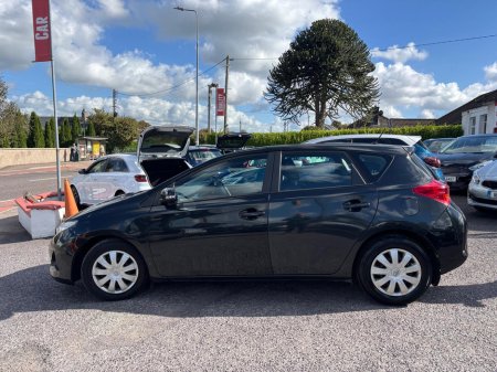 2014 Toyota Auris 1.4 D-4D TERRA   5DR  NEW  NCT €9,950