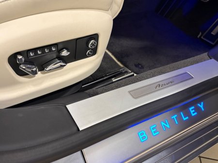 2025 Bentley Flying Spur 3.0 V6 E-HYBRID AZURE=AS NEW//HUGE SPEC=PAN ROOF//BALANCE OF BENTLEY WARRANTY=ONLY €150 ANNUAL ROAD TAX//TAILORED FINANCE PACKAGES AVAILABLE=TRADE INS €249,995 thumbnail