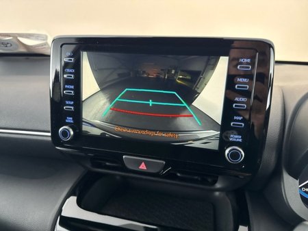 2023 Toyota Yaris Cross  €28,450 thumbnail