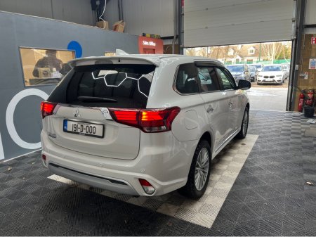 2019 Mitsubishi Outlander 2019 MITSUBISHI OUTLANDER PHEV 2.4L HYBRID / 64K KMS / ADAPTIVE CRUISE CONTROL, HEATED SEATS, REVERSE CAMERA & MORE €22,950