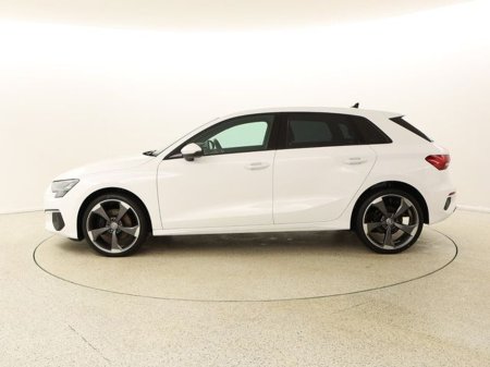 2021 Audi A3  €23,995