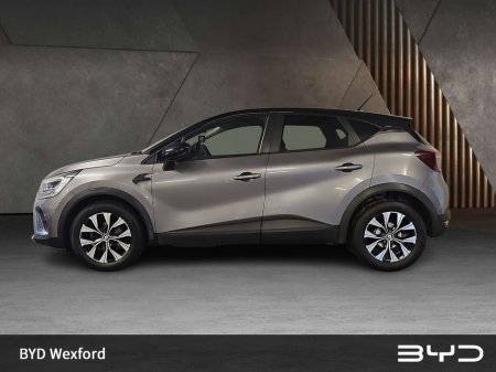 2023 Renault Captur TCe 90 Evolution €19,975